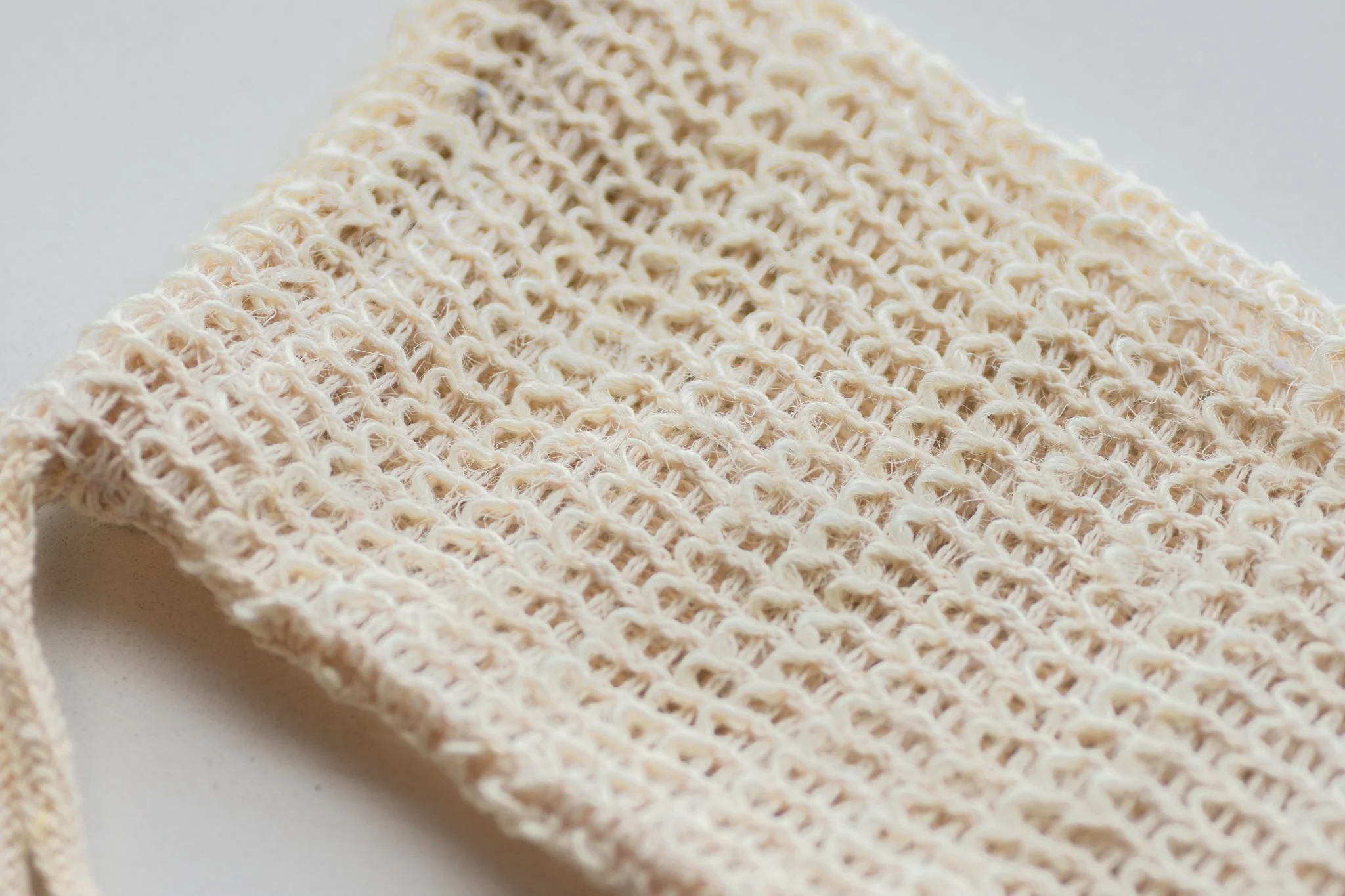 CASA AGAVEĀ® Woven Soap Bag - Exfoliating Scrubber - No Tox LifeĀ® - Image 4