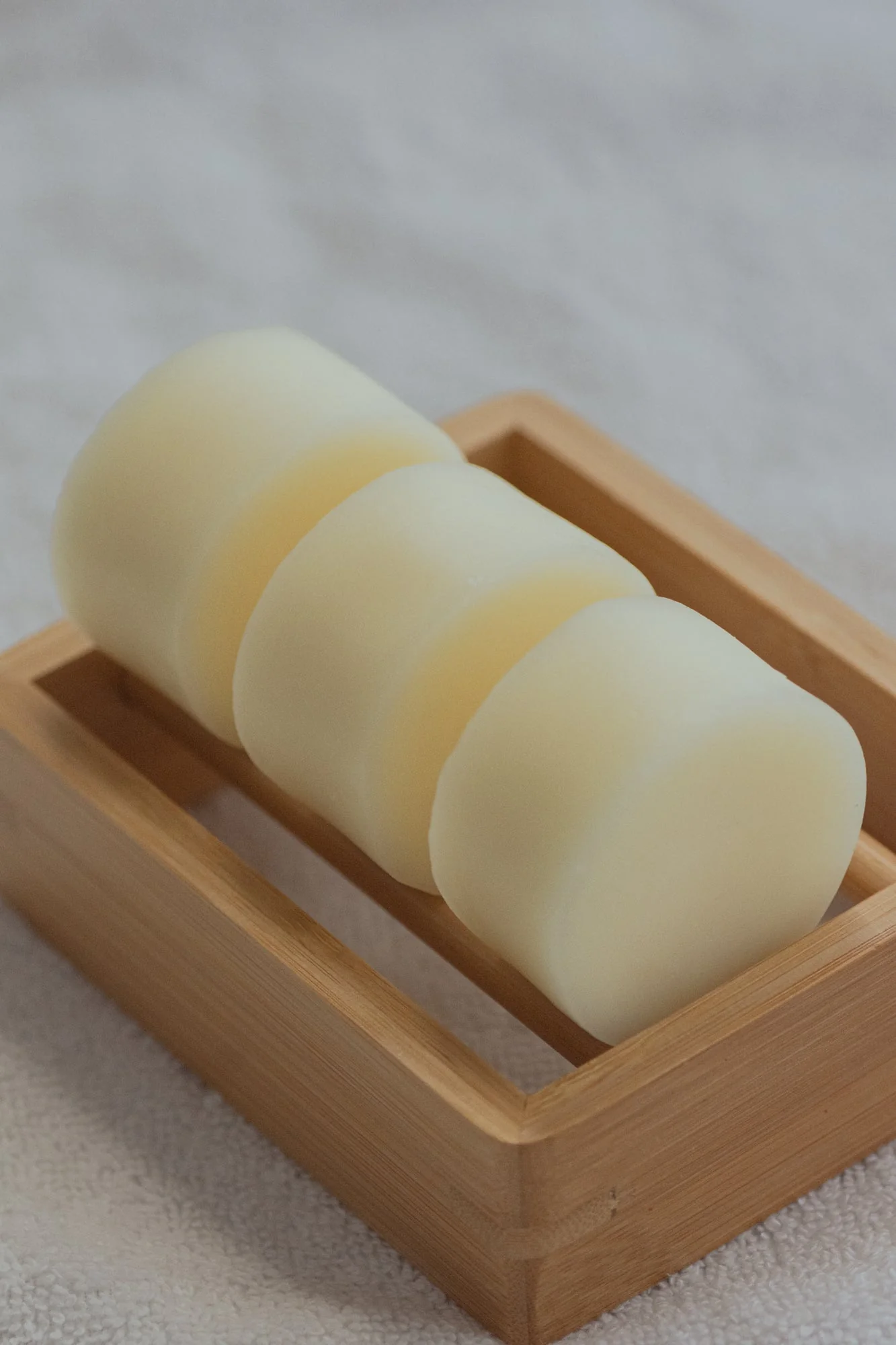 SOLIDSILKĀ® Delicate Detangling Conditioner - No Tox LifeĀ® - Image 3